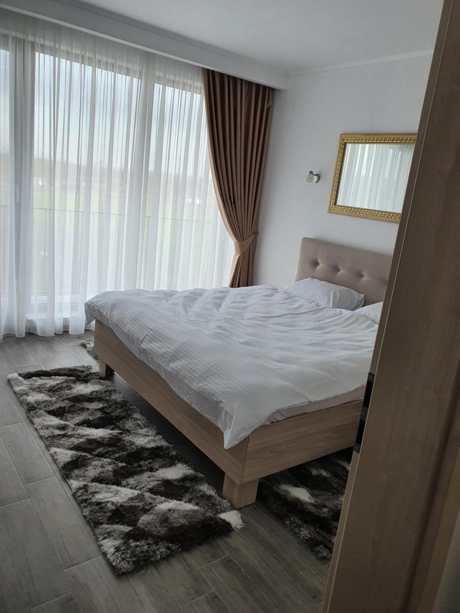 Apart Bun Oradea Pokój zdjęcie